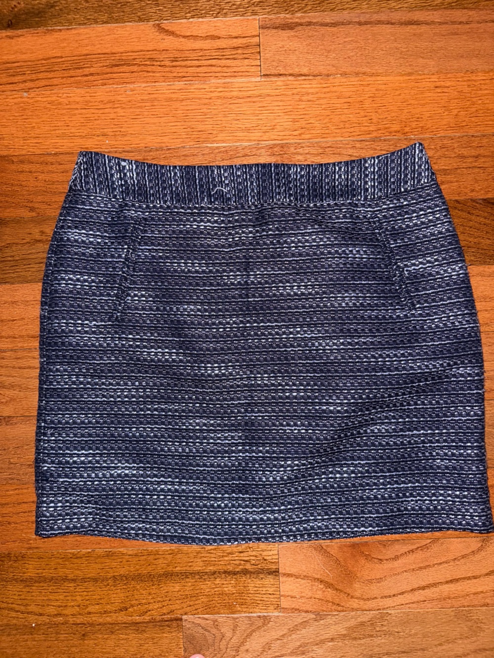LOFT Navy Textured Knit Shorts
